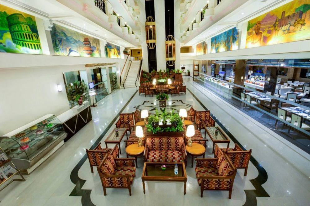 Radha Regent, Chennai Hotel Exterior foto