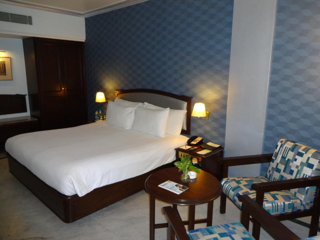 Radha Regent, Chennai Hotel Quarto foto