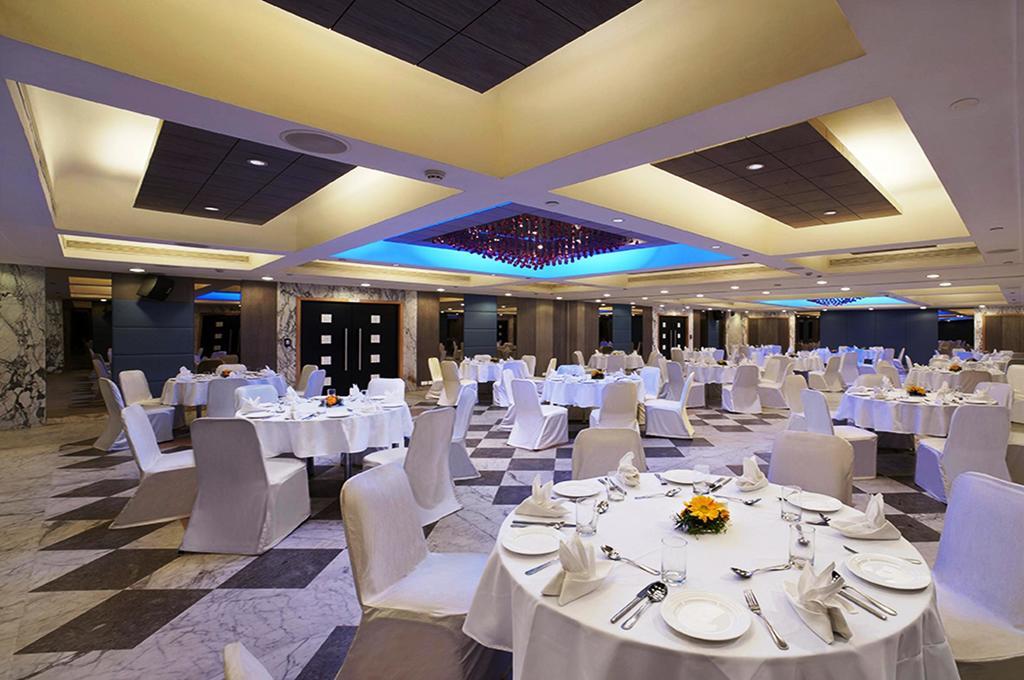Radha Regent, Chennai Hotel Exterior foto